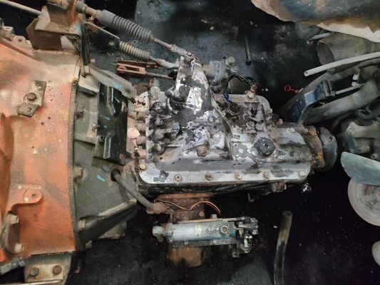 Động cơ với hộp số tốt cho ISUZU FSR FVR 6HE1 bán ra
