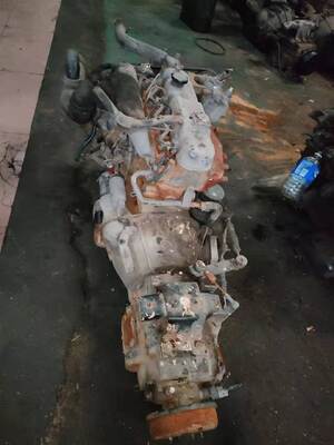 Động cơ có hộp số tốt cho ISUZU PICK UP/NKR 4JB1 4JB1T bán