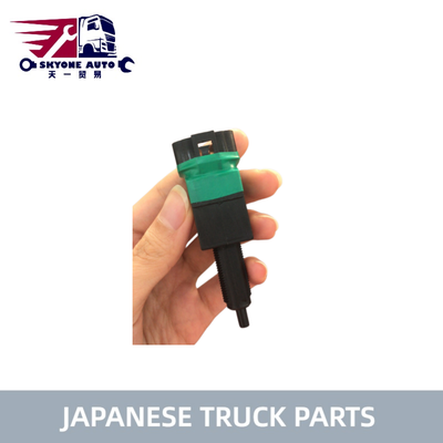 Các bộ phận xe tải Nhật Bản 4P Đổi đèn dừng 84340-E0020 84550-1280 84380-2180 cho E13C E13CT P11C HINO 700 PROFIA