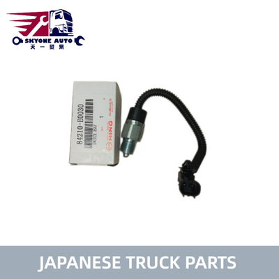 Phân bộ xe tải Nhật Bản Đèn phía sau Chuyển ngược 84210-E0030 84210-E0170 cho HINO 700 PROFIA E13C Truck Hino Engine Parts